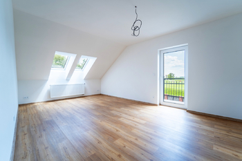 Prodej domu 180 m², Všechlapy