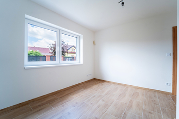 Prodej domu 180 m², Všechlapy