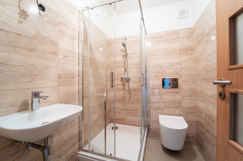 Prodej domu 180 m², Všechlapy