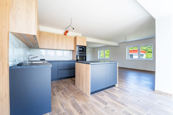 Prodej domu 180 m², Všechlapy