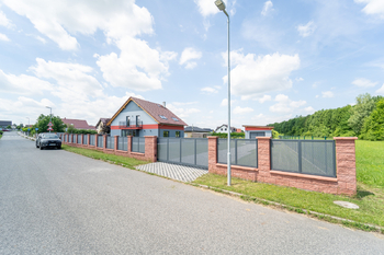 Prodej domu 180 m², Všechlapy