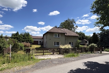 Prodej domu 240 m², Leština u Světlé