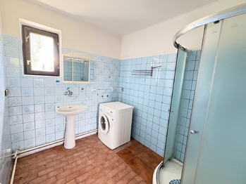 Prodej domu 240 m², Leština u Světlé