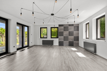 obývací pokoj - Prodej domu 253 m², Doksy