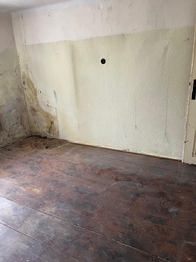 Pokoj ve vedlejší budově - Prodej domu 175 m², Drysice