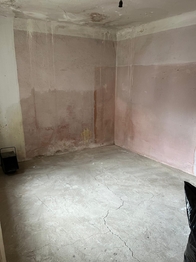 Pokoj ve vedlejší budově - Prodej domu 175 m², Drysice