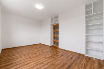 pokoj č.1 - Pronájem bytu 2+1 v osobním vlastnictví 50 m², Praha 10 - Strašnice