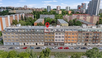 vyznačení budovy - Pronájem bytu 2+1 v osobním vlastnictví 50 m², Praha 10 - Strašnice