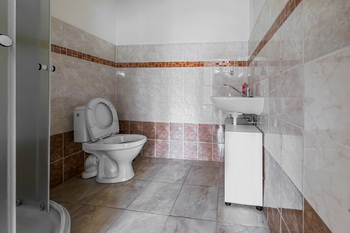 Prodej domu 500 m², Chřibská