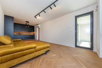 Pronájem bytu 2+kk v osobním vlastnictví 60 m², Praha 6 - Břevnov