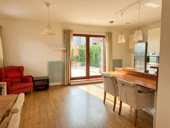 Pronájem bytu 2+kk v osobním vlastnictví 55 m², Praha 10 - Uhříněves