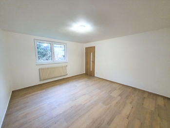 Pronájem domu 76 m², Beroun