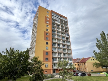Prodej bytu 2+1 v osobním vlastnictví 56 m², Chomutov