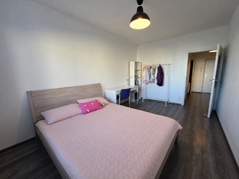 ložnice - Pronájem bytu 2+kk v osobním vlastnictví 46 m², Šlapanice