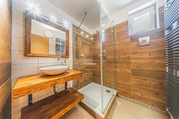 koupelna  - Prodej domu 190 m², Braškov