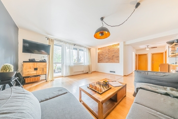 obývací pokoj - Prodej domu 190 m², Braškov