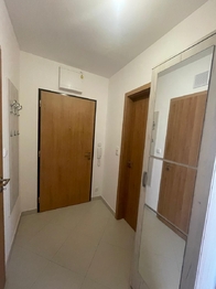 Pronájem bytu 2+kk v osobním vlastnictví 52 m², Praha 5 - Hlubočepy