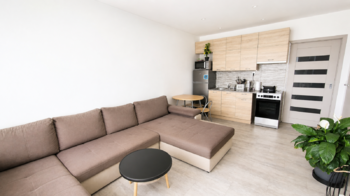 Prodej bytu 1+kk v osobním vlastnictví 29 m², Praha 10 - Hostivař