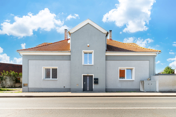 Pohled na dům - Prodej domu 250 m², Kasejovice