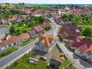 Pohled na dům - Prodej domu 250 m², Kasejovice