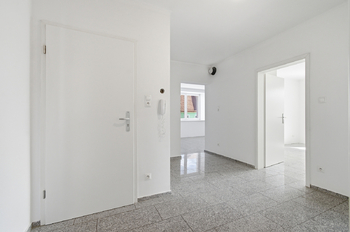 Předsíň, byt č. 1, přízemí - Prodej domu 250 m², Kasejovice
