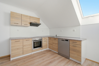 Kuchyně byt č. 3, Patro - Prodej domu 250 m², Kasejovice