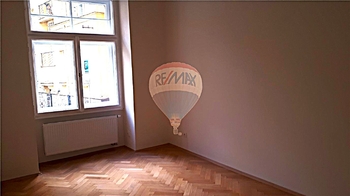 Pronájem bytu 2+1 v osobním vlastnictví 65 m², Praha 3 - Vinohrady