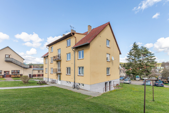 Prodej nájemního (činžovního) domu 576 m², Staré Město pod Landštejnem