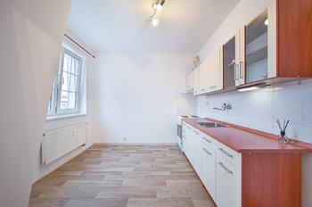 Pronájem bytu 1+1 v družstevním vlastnictví 45 m², Aš