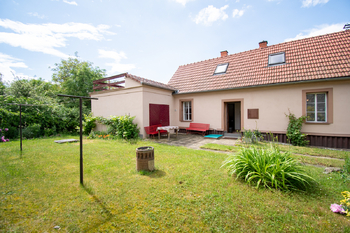 Prodej domu 106 m², Hoštka