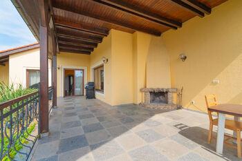 Prodej domu 570 m², Zruč-Senec