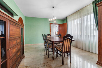 Prodej domu 570 m², Zruč-Senec
