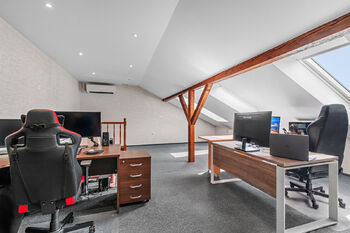 Prodej domu 570 m², Zruč-Senec