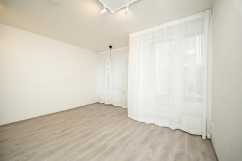 Pronájem bytu 1+kk v osobním vlastnictví 30 m², Praha 4 - Hodkovičky