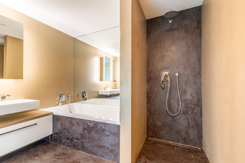 Koupelna - Pronájem bytu 3+kk v osobním vlastnictví 112 m², Praha 8 - Libeň