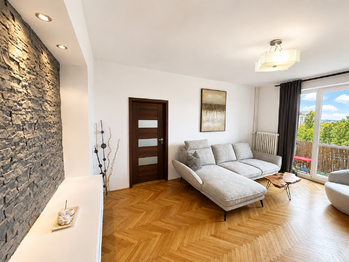 Prodej bytu 2+1 v osobním vlastnictví 56 m², Praha 9 - Vysočany