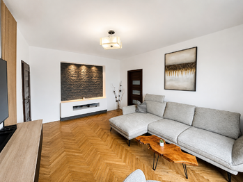 Prodej bytu 2+1 v osobním vlastnictví 56 m², Praha 9 - Vysočany