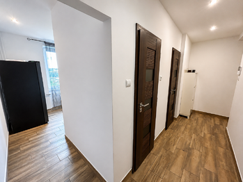 Prodej bytu 2+1 v osobním vlastnictví 56 m², Praha 9 - Vysočany