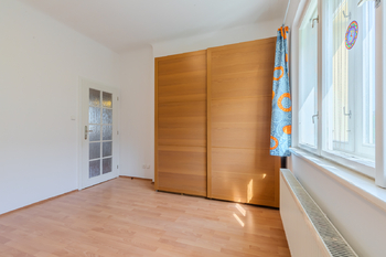 Ložnice - Pronájem bytu 2+kk v osobním vlastnictví 41 m², Praha 5 - Košíře