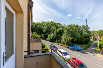 Výhled z balkonu - Pronájem bytu 2+kk v osobním vlastnictví 41 m², Praha 5 - Košíře