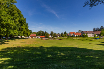 Prodej pozemku 1677 m², Chýstovice