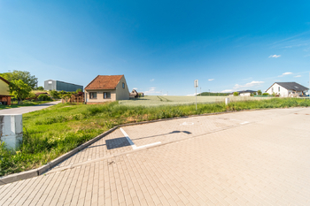 Prodej pozemku 1719 m², Moravské Knínice