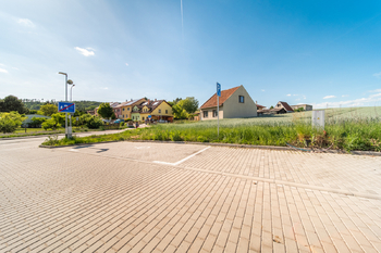 Prodej pozemku 1719 m², Moravské Knínice