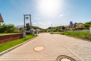 Prodej pozemku 1719 m², Moravské Knínice