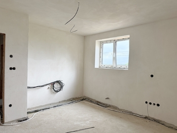Prodej bytu 2+kk v osobním vlastnictví 50 m², Cvrčovice
