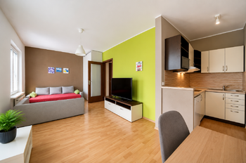 Uklizeno přes AI - Prodej bytu 1+kk v osobním vlastnictví 30 m², Kolín