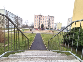 Pronájem bytu 1+kk v osobním vlastnictví 15 m², Louny