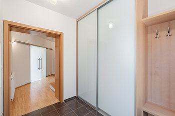 Prodej domu 241 m², Praha 5 - Lipence
