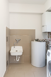Prodej domu 241 m², Praha 5 - Lipence