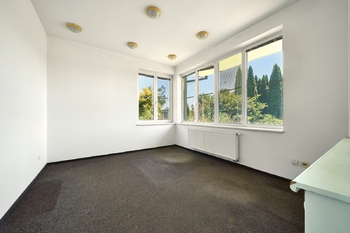 Prodej kancelářských prostor 288 m², Hradec Králové
